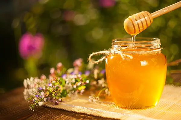 Honig bestellen (© solstizia - Fotolia.com)